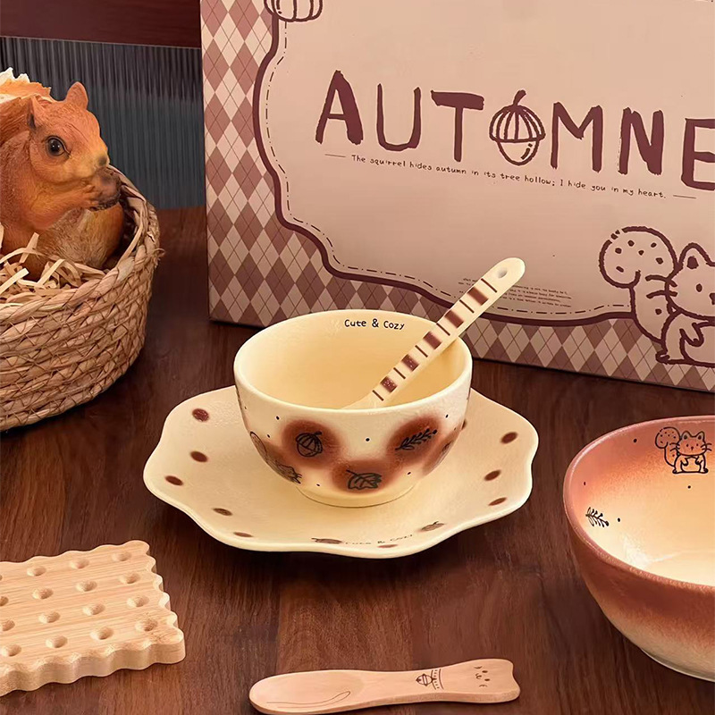 Retro hand-painted striped cat ceramic tableware set for one person, gift box, handmade coarse pottery bowl, plate, mug, and spoon