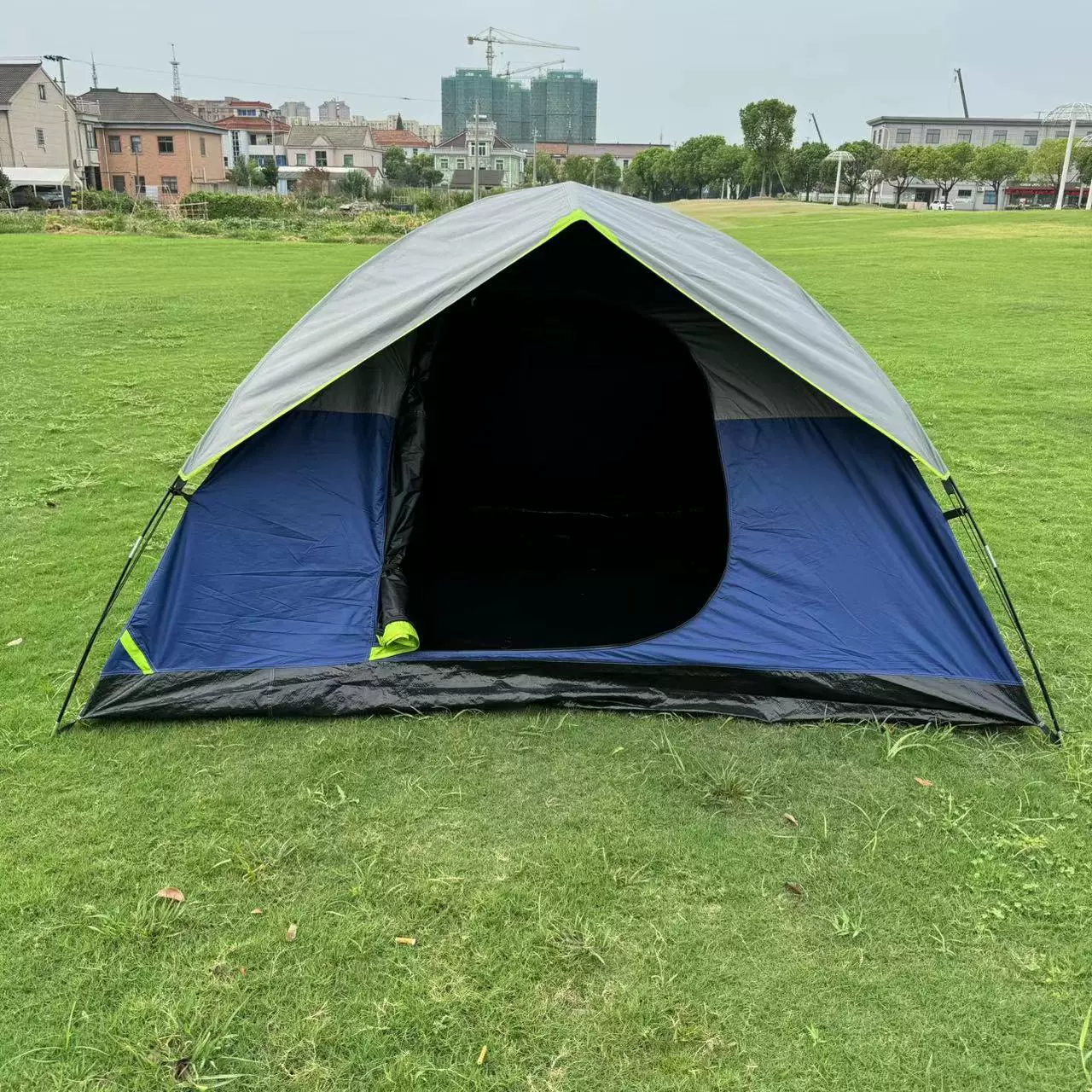 户外野营装备用品旅行跨境双层帐 便携式野外多功能 防晒防风遮光