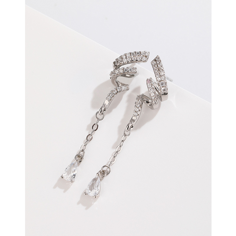 Pendientes largos con incrustaciones de circón para mujer 925 plata esterlina luz nicho de lujo de alto grado pendientes de temperamento pendientes de borla