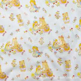 全棉40支卡通数码印花布精梳棉小熊女孩儿野餐童装女装家居服布料