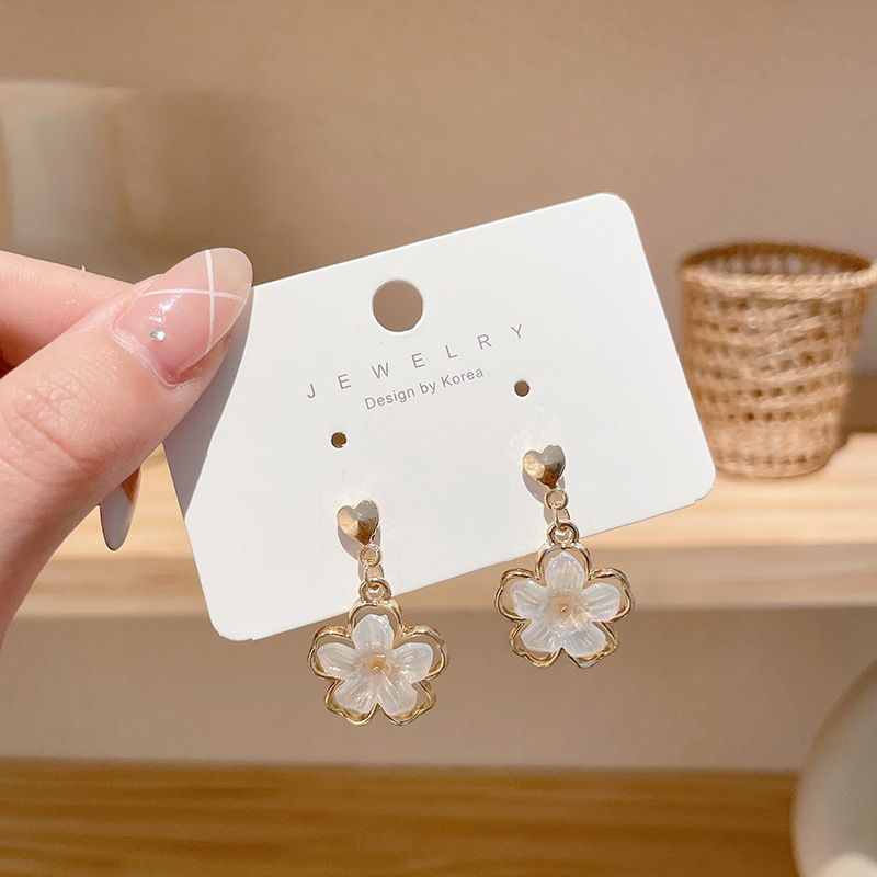 Pendientes de aleación moda coreana, estilo lujo ligero, ideales para puestos callejeros, mercado nocturno y ventas en vivo, al por mayor