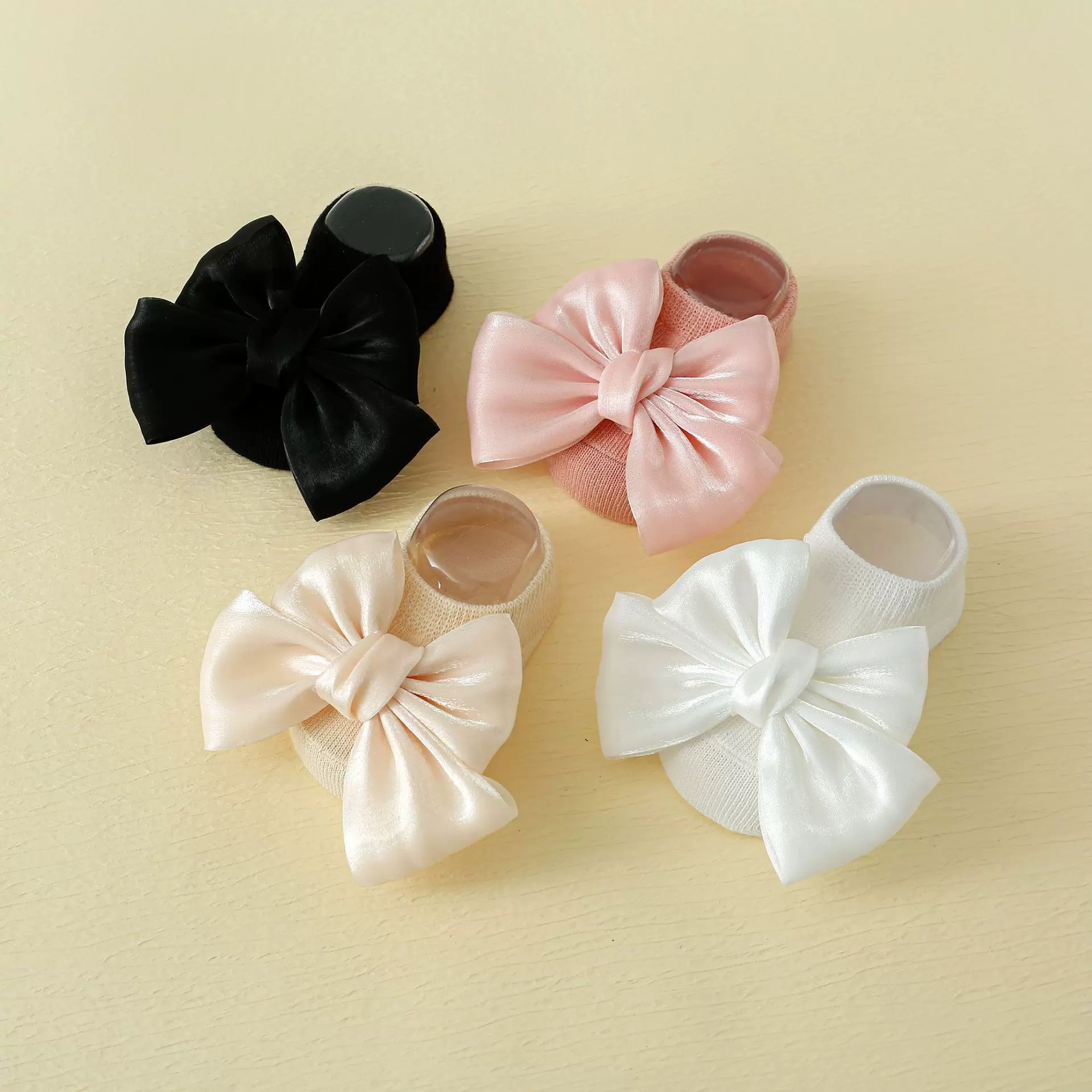 ins宝宝蝴蝶结学步防滑地板袜儿童卡通船袜素色婴儿袜爆款批发