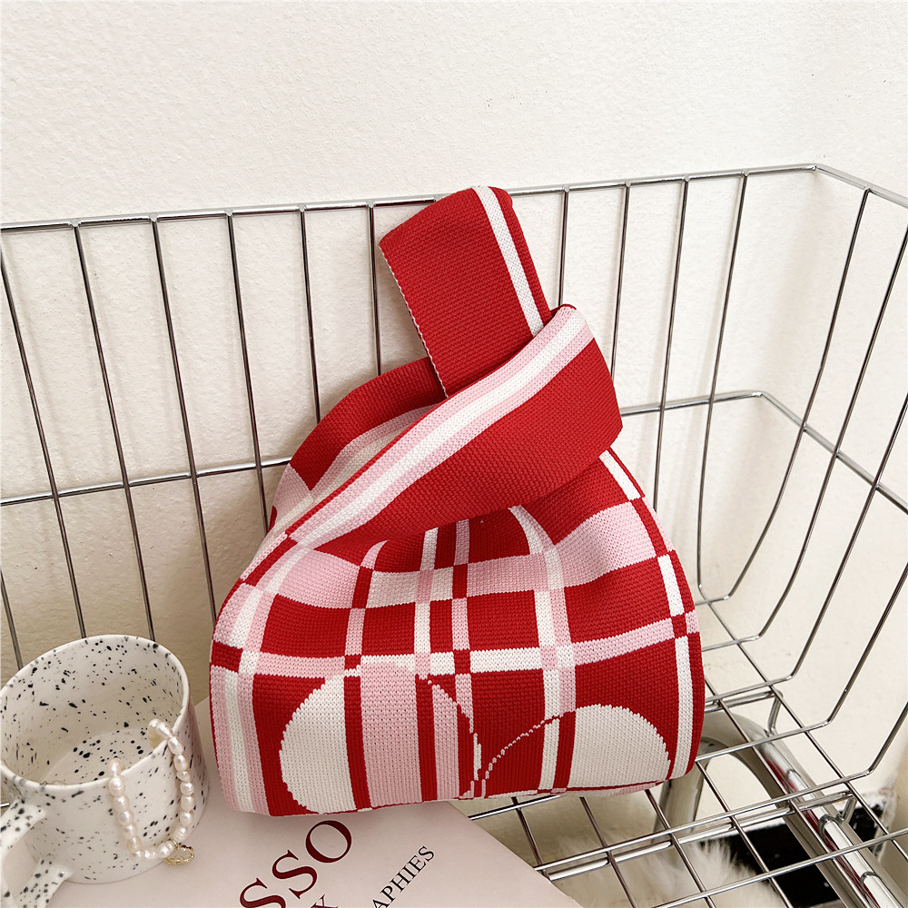 Women's Small Knit Houndstooth Stripe Butterfly Classic Style Square Open Handbag display picture 10