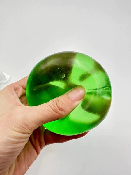 6cm emerald green