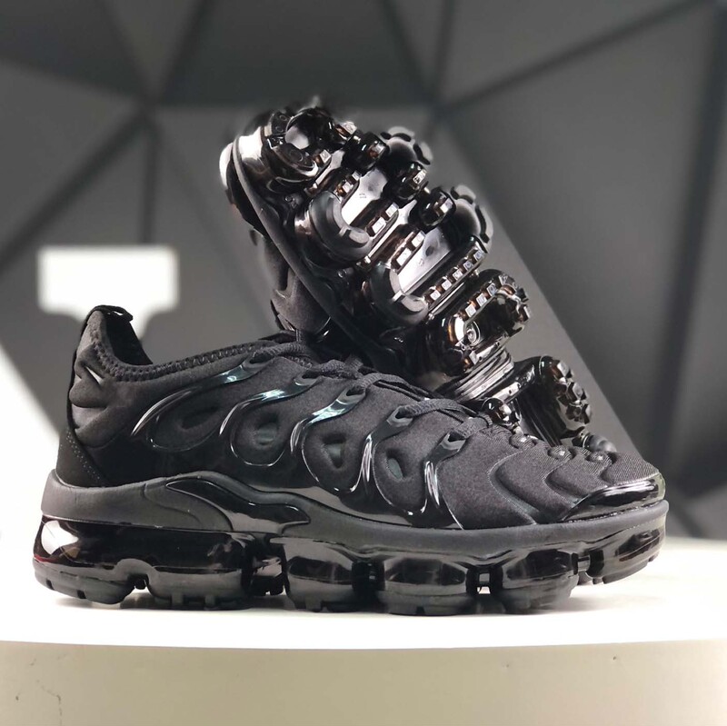 Putian Cross-Border Vapormax Plus Low-Top Running Shoes Air Cushion Shock Absorption Rebound Men's Sports Shoes Tn Black Warrior