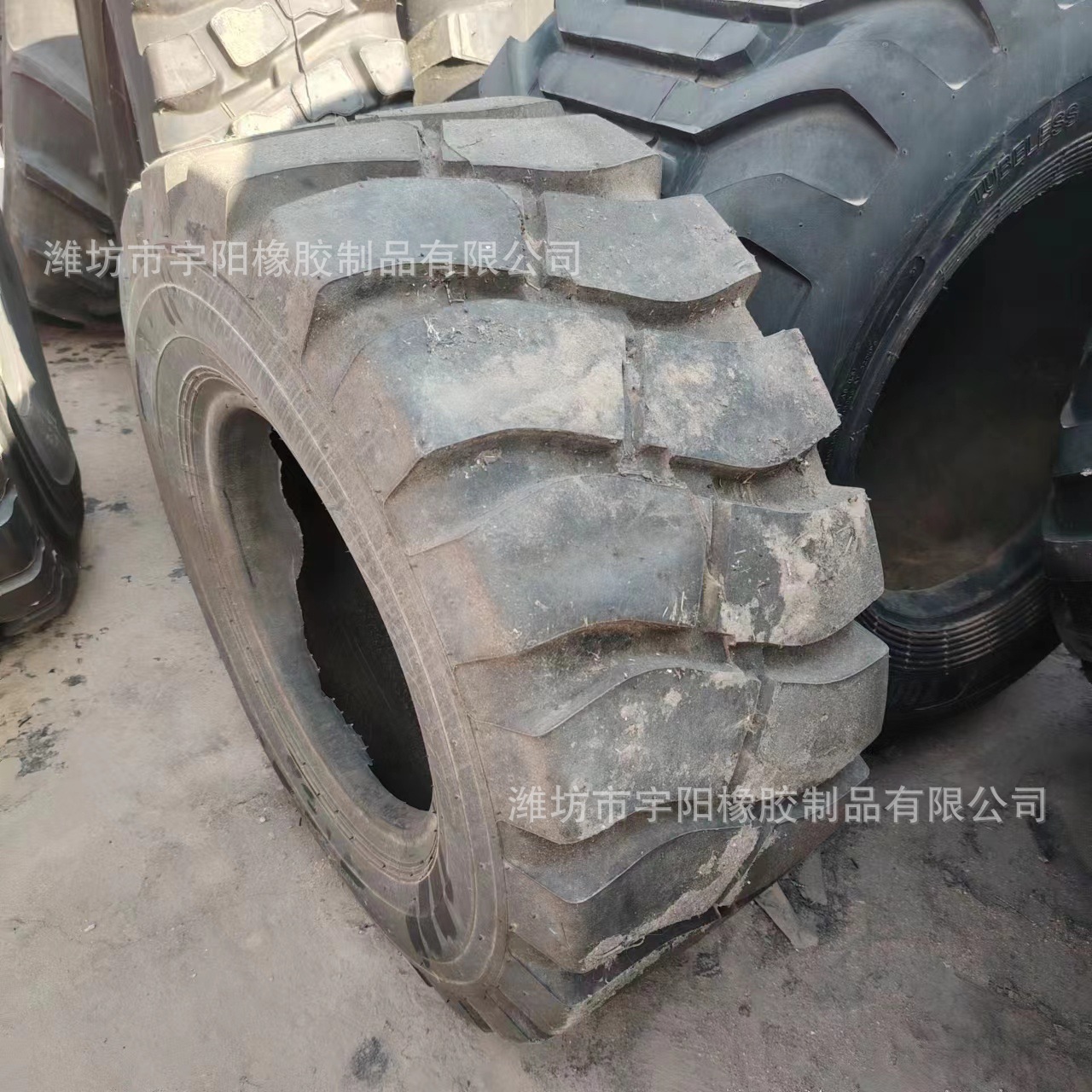 加厚  15/70-18工程机械轮胎  装载机   铲车轮胎