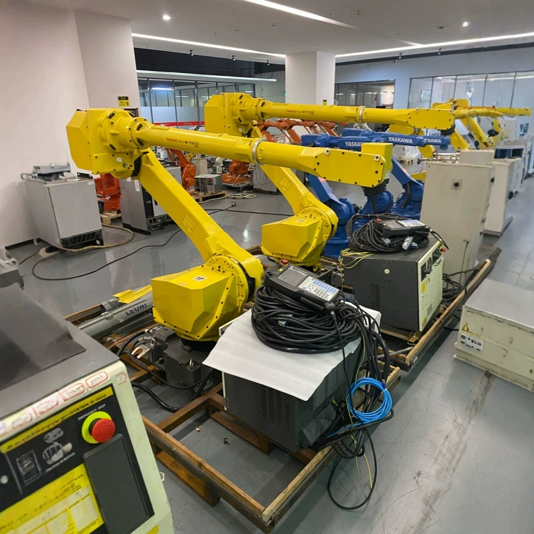 Б/у робот FANUC 710ic-20KG для погрузки и разгрузки, сварки, шестиосевой роботизированный манипулятор
