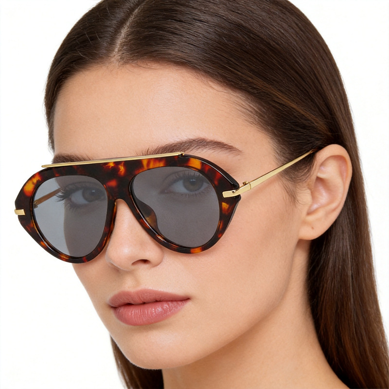 2026 Cross-Border Large Pilot Sunglasses for Women and Men, Trendy Retro 80s Gold Vintage Pilot Sunglasses 2026 Cross-Border Large Pilot Sunglasses for Women and Men, Trendy Retro 80s Gold Vintage Pilot Sunglasses