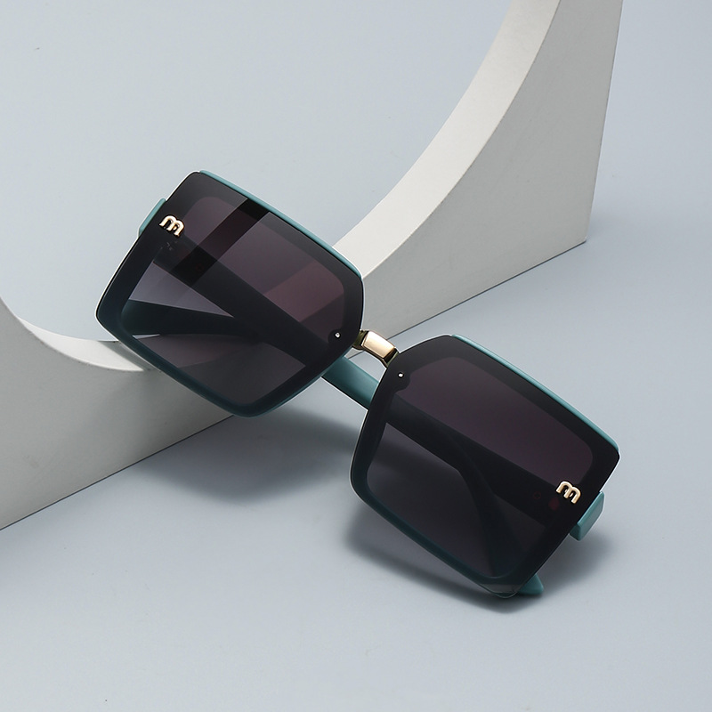 15091 Trendy Square Frame For Women High-end Personality UV Protection Fashion Sunglasses_voghion.com