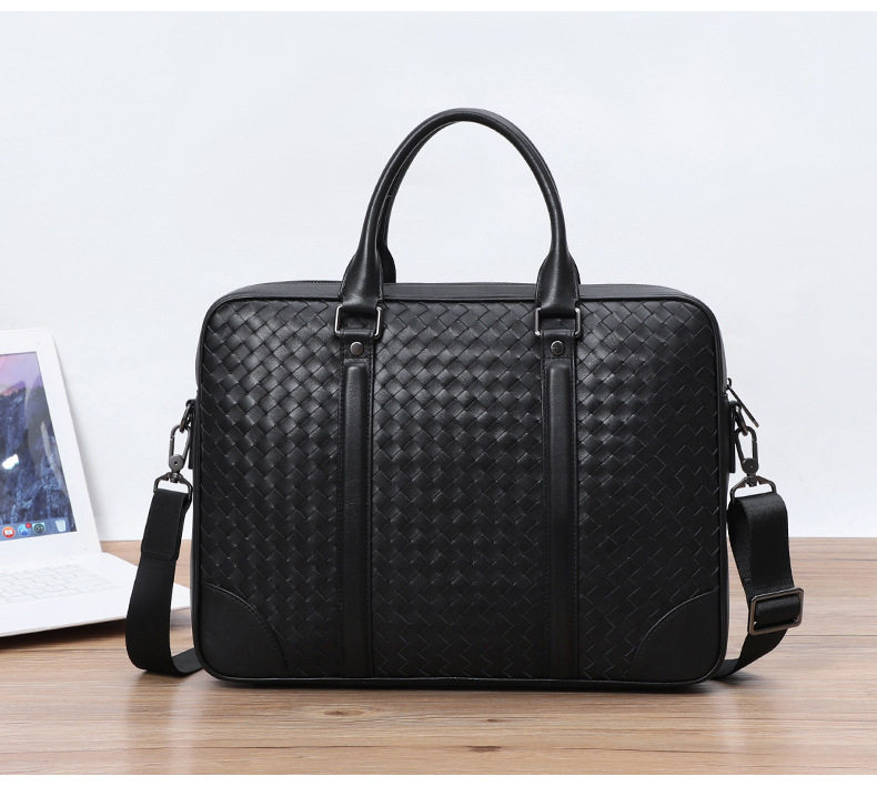 Túi xách tay nam da bò thật đan thủ công, túi đeo chéo một vai kiêm túi đựng laptop 39×7,5×28 cm — Màu đen chi tiết 3