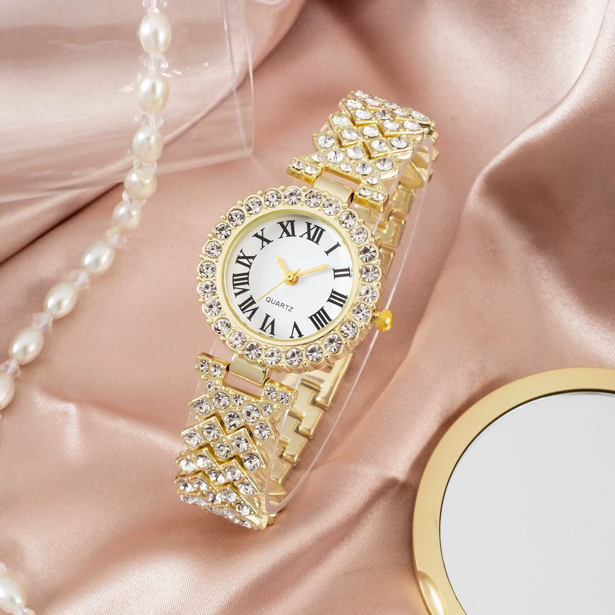 Fashionable bracelet, diamond quartz watch, diamond encrusted, wholesale