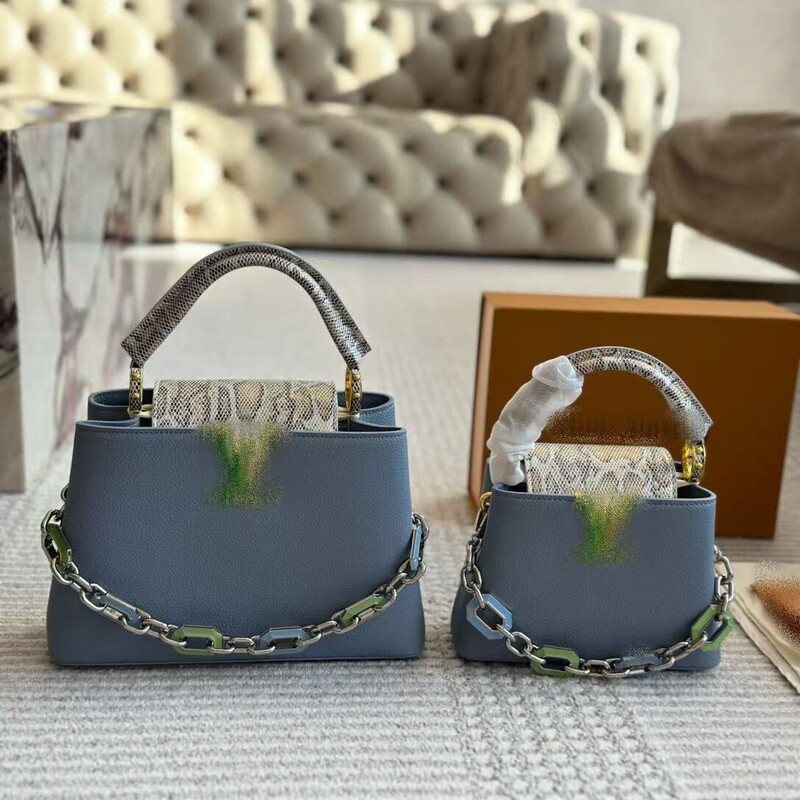 Capucines snake-pattern handbag for women, new light luxury chain shoulder bag, European and American style, fashionable and versatile Capucines snake-pattern handbag for women, new light luxury chain shoulder bag, European and American style, fashionable and versatile