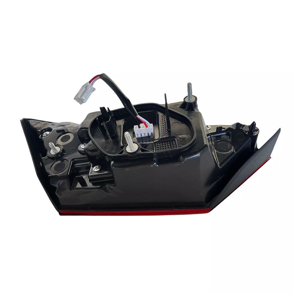 Suitable for Toyota Camry 18-20 Models Rear Tail Light Assembly Brake Light Reversing Light Turn Signal Light