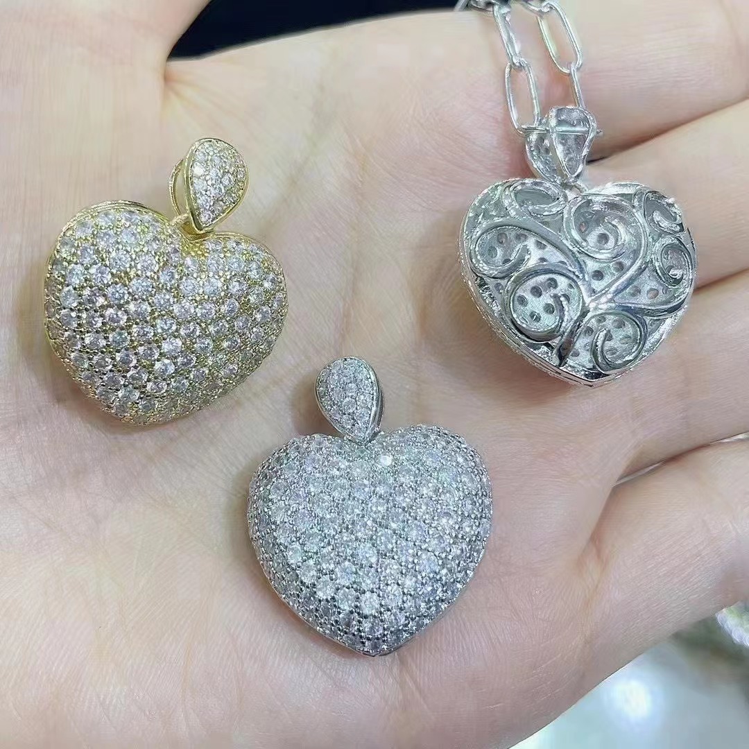 Korean Fashion Necklace Female Copper 18K Gold Plated Peach Heart Clavicle Chain