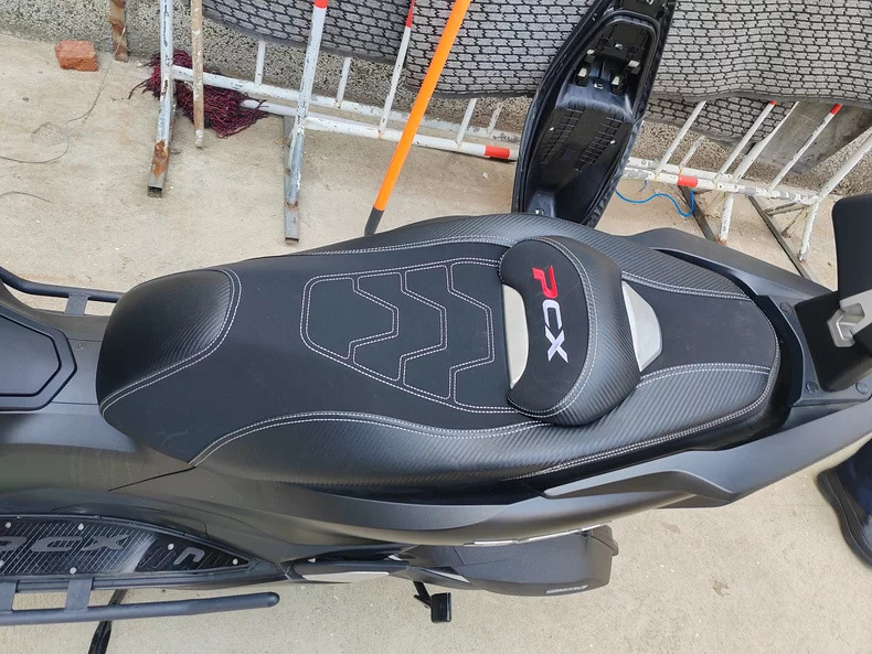 2026 Honda Pcx160 Special Waterproof and Anti-Slip Seat Cushion with Comfortable Lumbar Support
