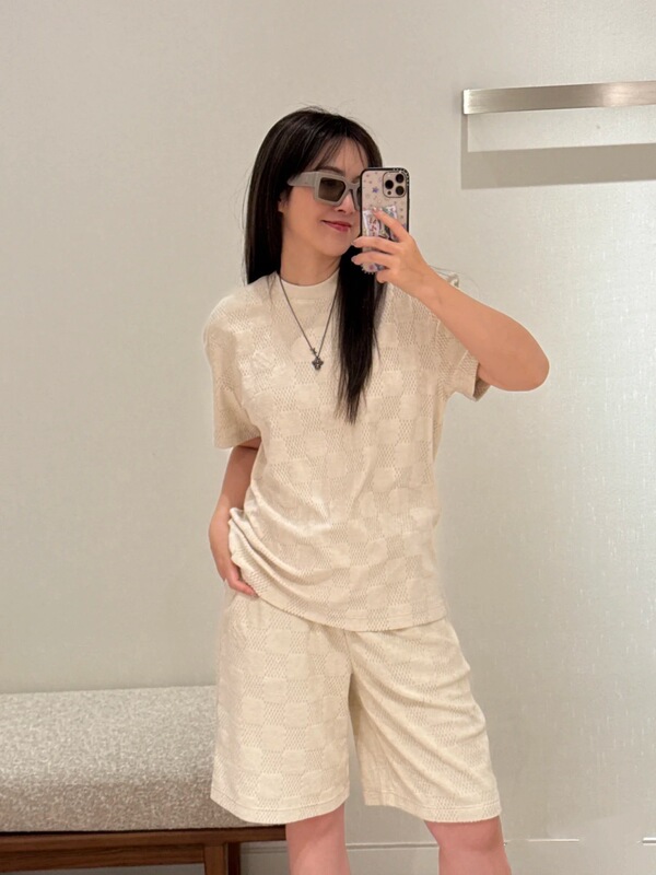 天井品質 25SS 春夏新作ロバチェッカーボード刺繍ウールショートパンツ男性と女性のための同じスタイルのカジュアルショートパンツ|undefined