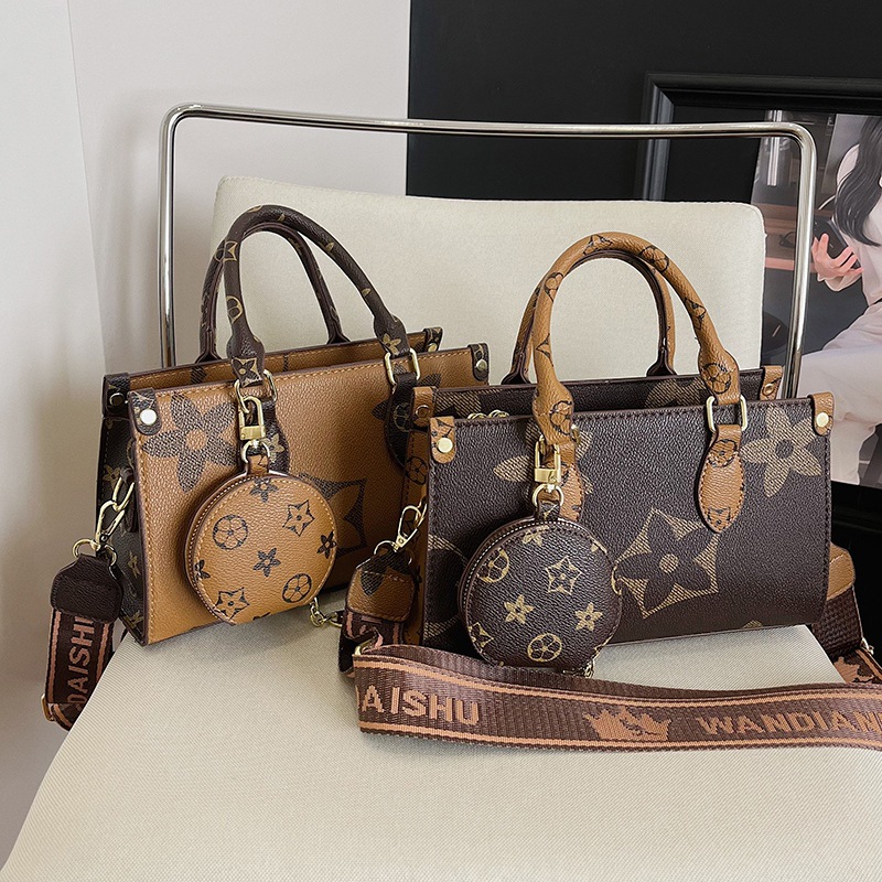 2026 New Women's Handbag, Vintage Print Shoulder Crossbody Bag, Elegant Versatile Small Square Bag, Baoding Baigou