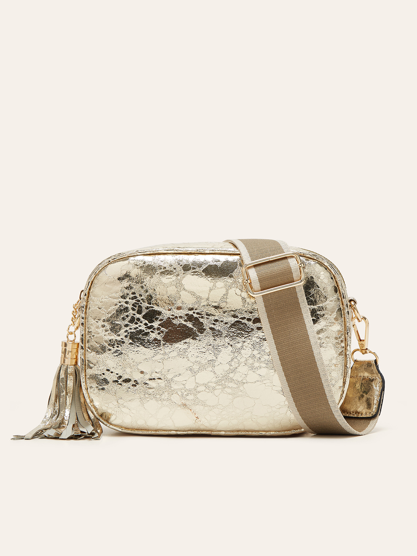 363g Weight Pu Leather Lining Material Zipper Closure Type Single Shoulder Strap Strap Type Camera Bag Bags Type Casual, Shopping Occasion Pu Leather Material Solid Color Pattern All Seasons Season Women's Gender Streetwear Style Square Shape Medium Size Women's Medium Pu Leather Solid Color Streetwear Square Zipper Camera Bag 15