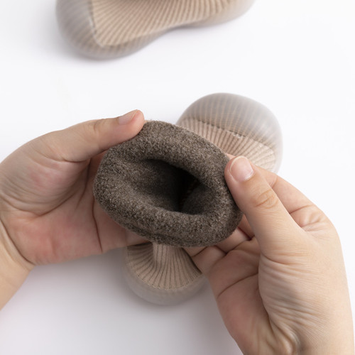  Winter New Children's Soft Soled Toddler Shoes Lamb Wool Snow Socks Shoes Thickened Warm Baby Floor Shoes