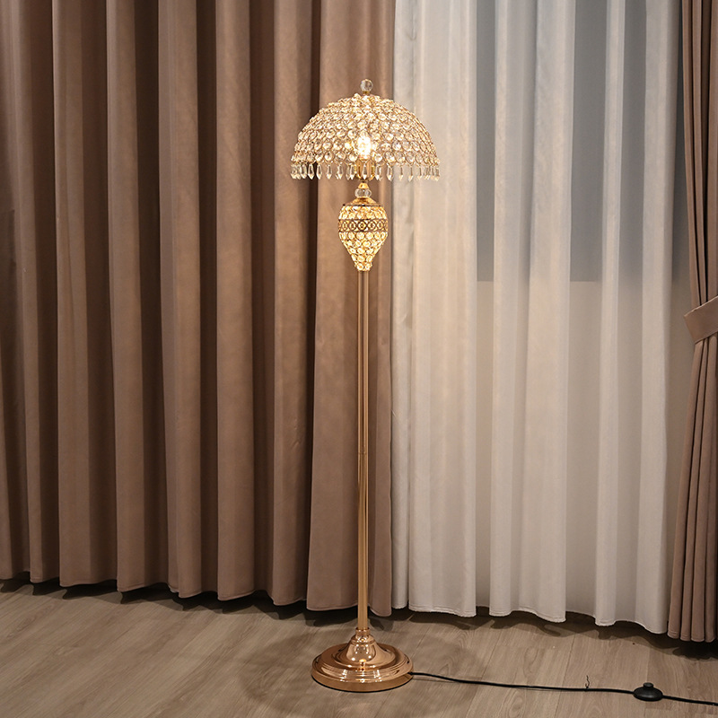 立式灯人造水晶摆件轻奢感设计款卧室床头柜台灯氛围落地灯客厅