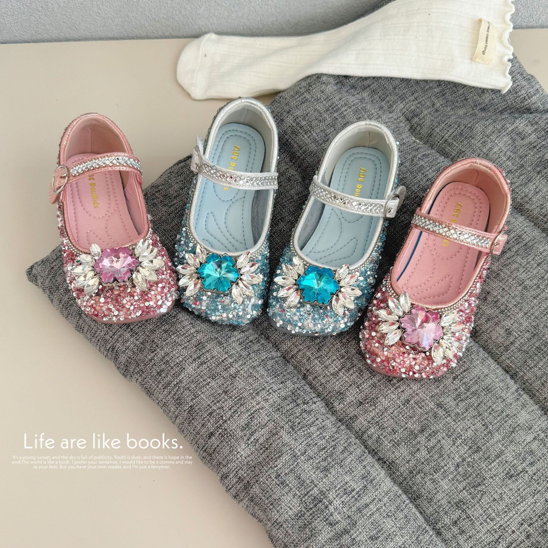 Children's Small Leather Shoes Autumn and Winter New Girls' Bow Sequin Princess Shoes Frozen Dance Shoes Soft-Soled Shoes