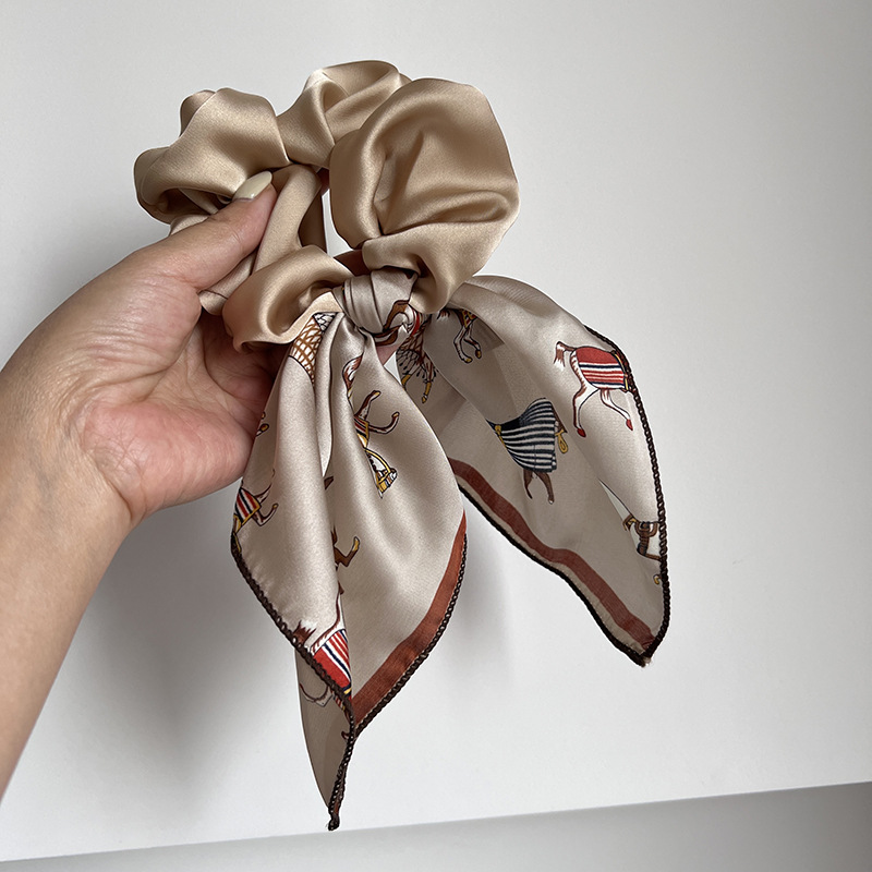 Scrunchie per capelli design con fiocco e stampa unica_voghion.com