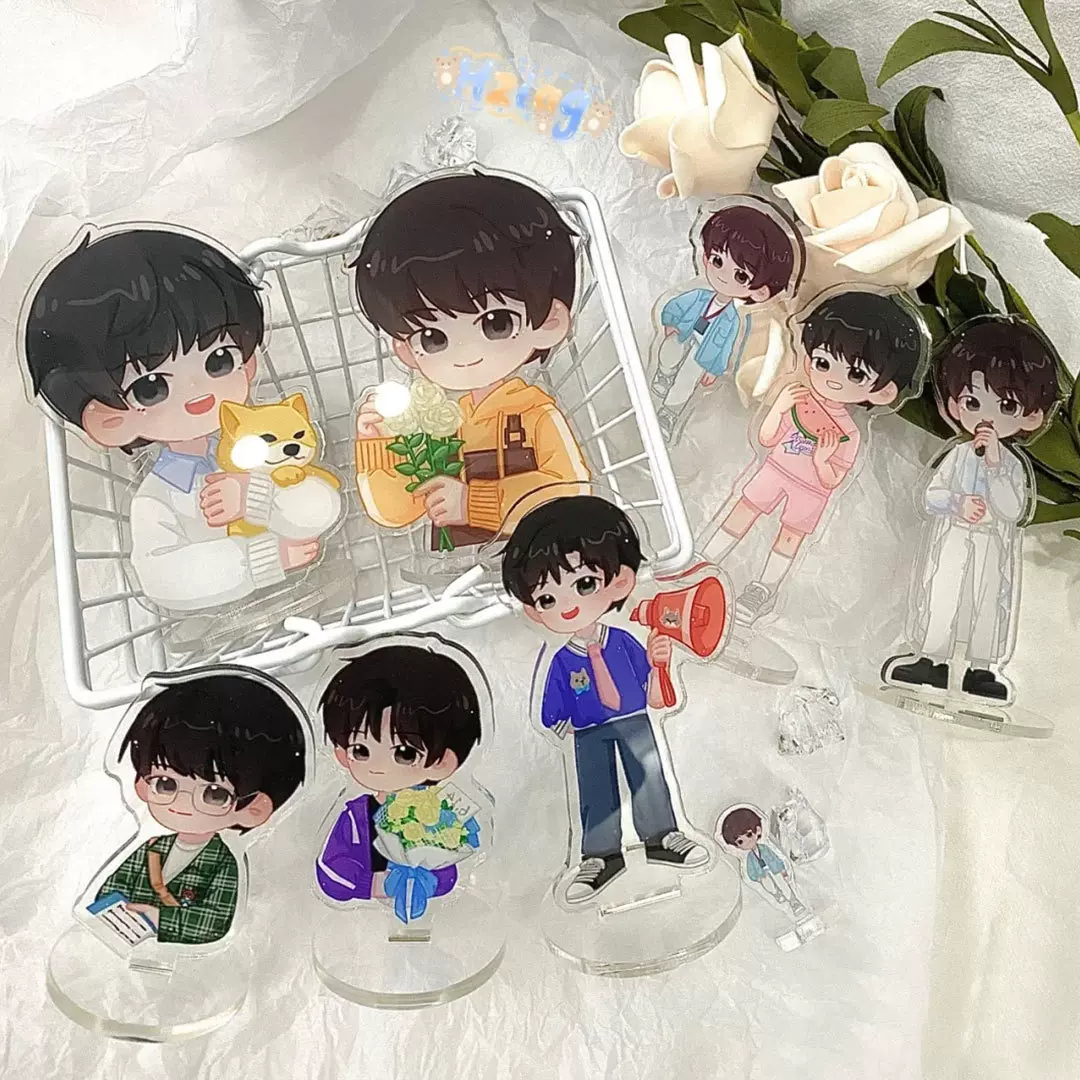 亚克力人形立牌定 制动漫Q版卡通桌面摆件明星周边应援钥匙扣挂件
