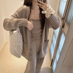 2025秋冬季新款跨境外贸针织开衫套装女宽松百搭吊带休闲裤三件套