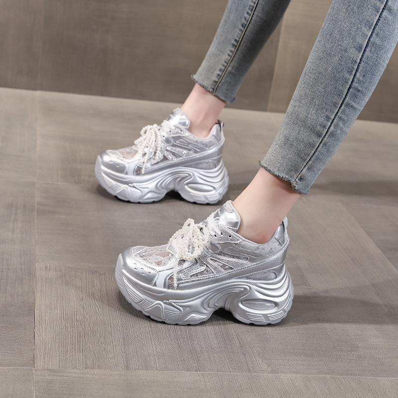 Giày sneaker chunky đế dày lưới thoáng khí tăng chiều cao nữ — Màu trắng