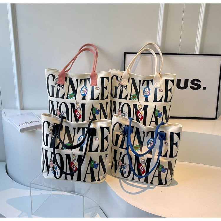 Capacious summer shopping bag