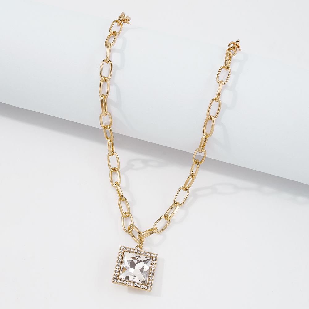 Fashion Square Diamond Thick Chain Pendant Necklace display picture 8