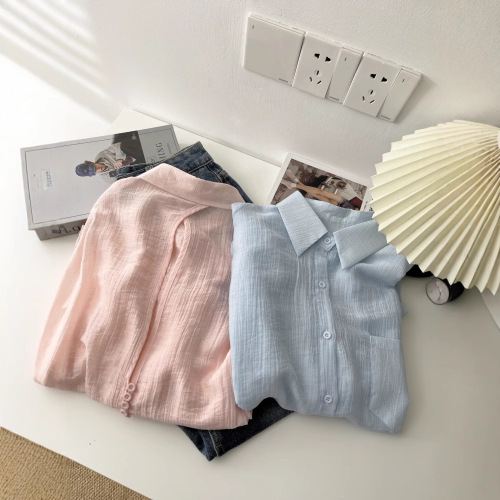 Thin sunscreen shirt for women long sleeves 2025 new summer loose niche design sense back slit shirt 5559