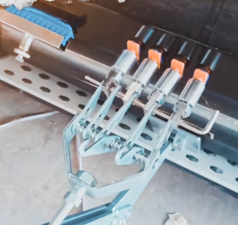Car body maintenance concave-convex concave repair bracket single point support arm drawing rack seamless sheet metal paint-free