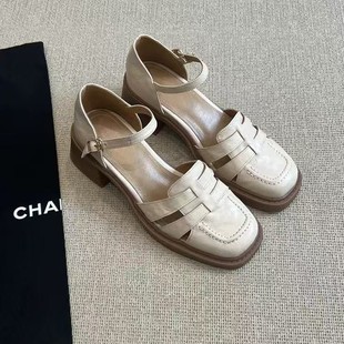 ��Ƥ��~�͹��װ�ɫ�_�R���^��Ьһ�֎���ʽ�͹��ļ��¿�ָ���Ь