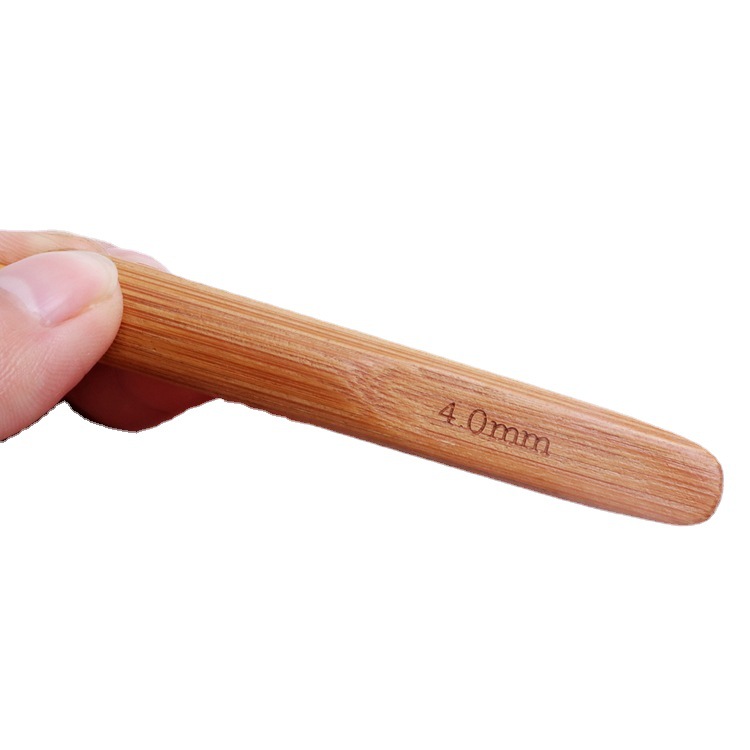 Golden Aluminum Oxide Crochet Hooks with Bamboo Handles, 8 Models Carbon Crochet Hooks, Yarn Crochet Hooks for DIY Handmade Knitting Tools, Cross-border