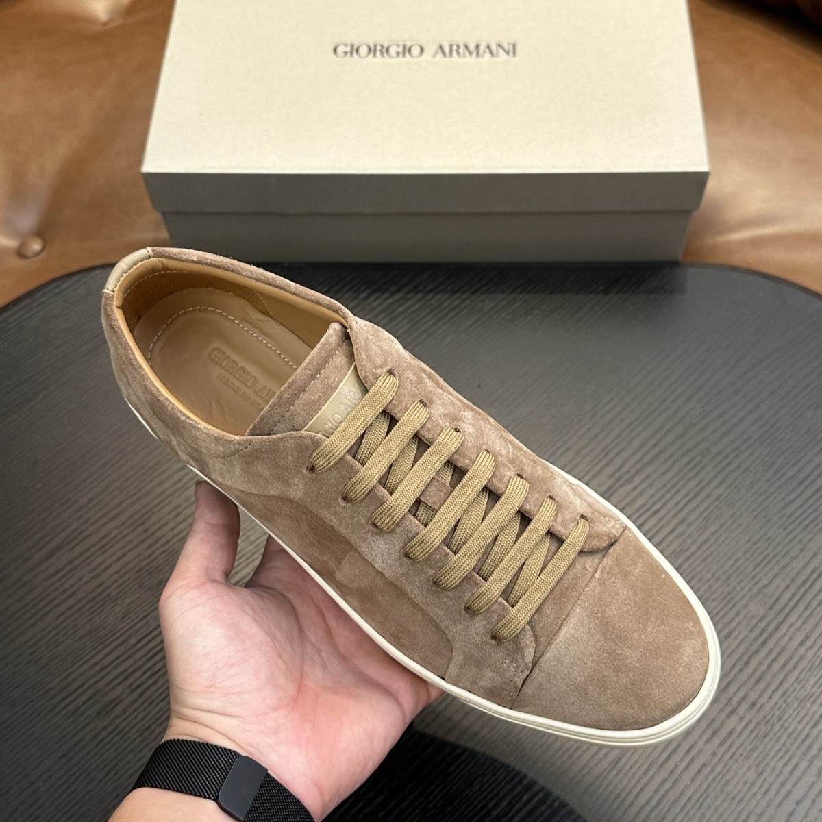 Estación europea de nuevos zapatos de moda de hombre, cordones de cuero, zapatos casuales simples para hombres, etiqueta AM personalizada