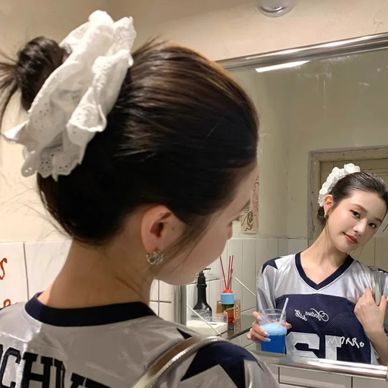 Retro francés blanco encaje anillo de cabello de intestino para mujeres 2025 nuevo cabello de alto nivel de cabello de flores cuerda de cabello gorda tocado de intestino