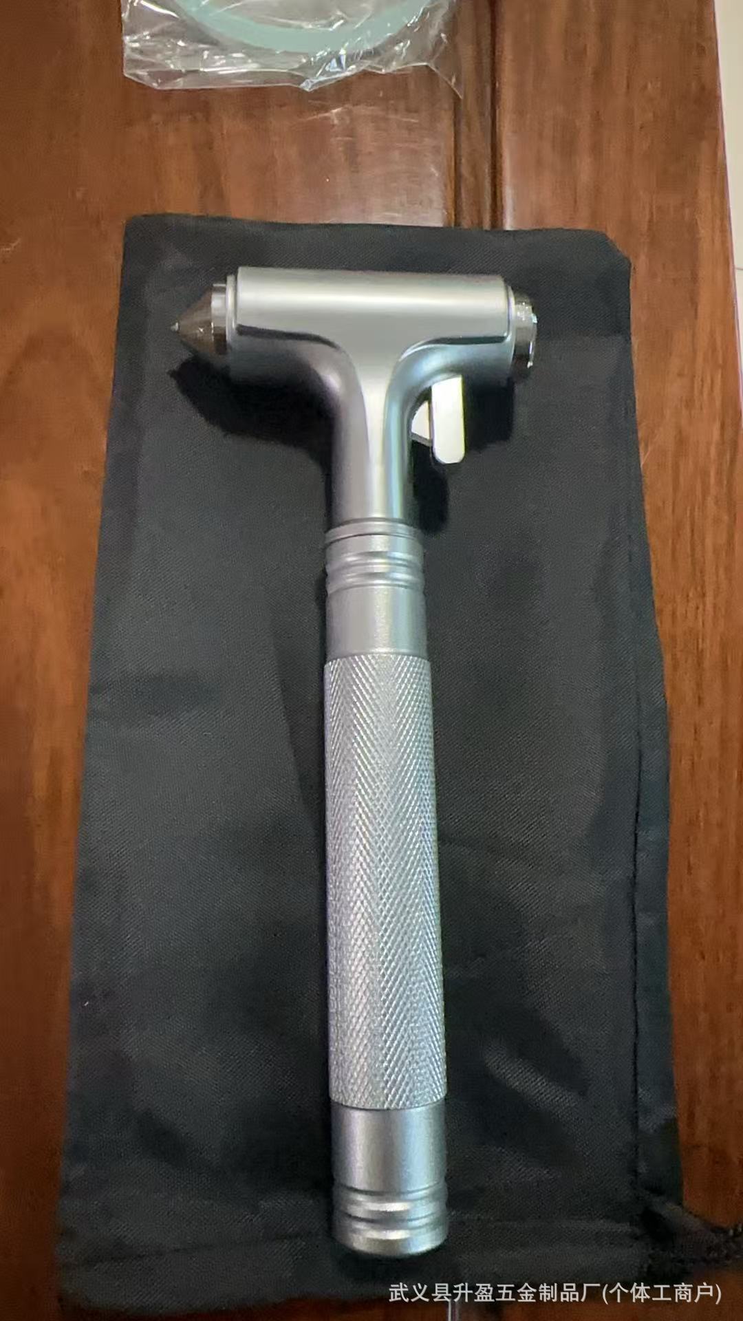 Universal Car Emergency Hammer, Vehicle-Mounted Window Breaker, One-Second Window-Breaking Tool with Cutter