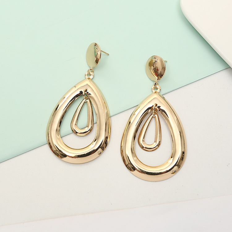 New Simple Style Metal Geometric Drop Earrings display picture 3