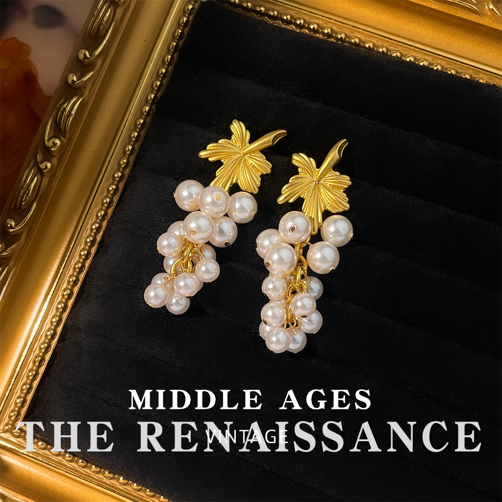 未标题-1_0003s_0002_灰色云谷2 拷贝 3.jp