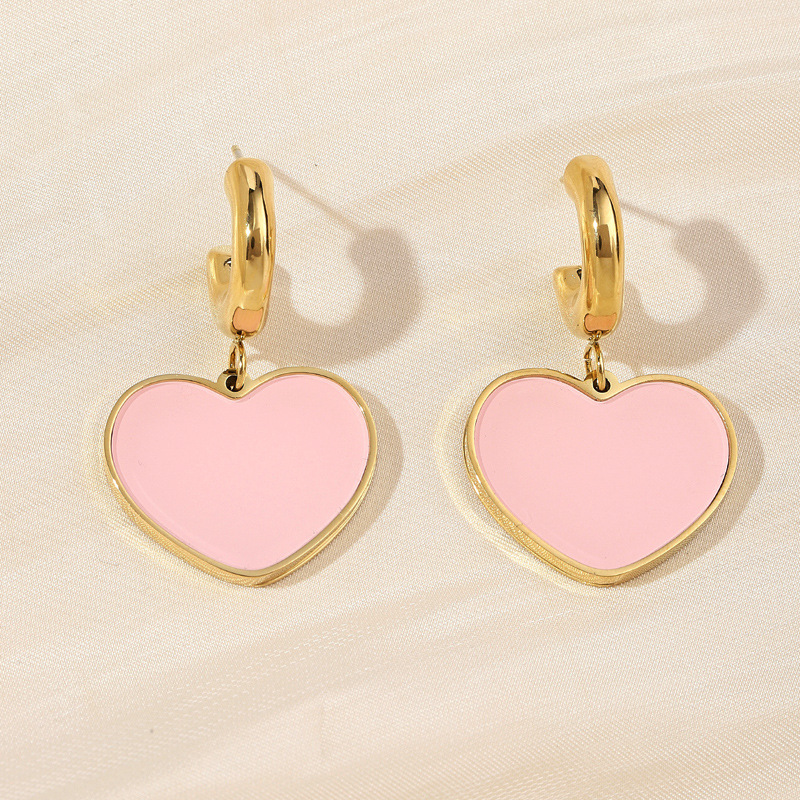 Nueva joyería de moda de acero inoxidable estilo dulce pendientes rosados goteando aceite amor forma temperamento pendientes mujer fabricante