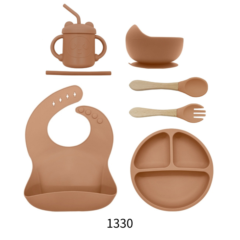 1330-6 피스 세트 578g (턱받이 그릇, 디너 플레이트, 흡입 튜브 컵, 나무 손잡이, 포크 및 숟가락)
