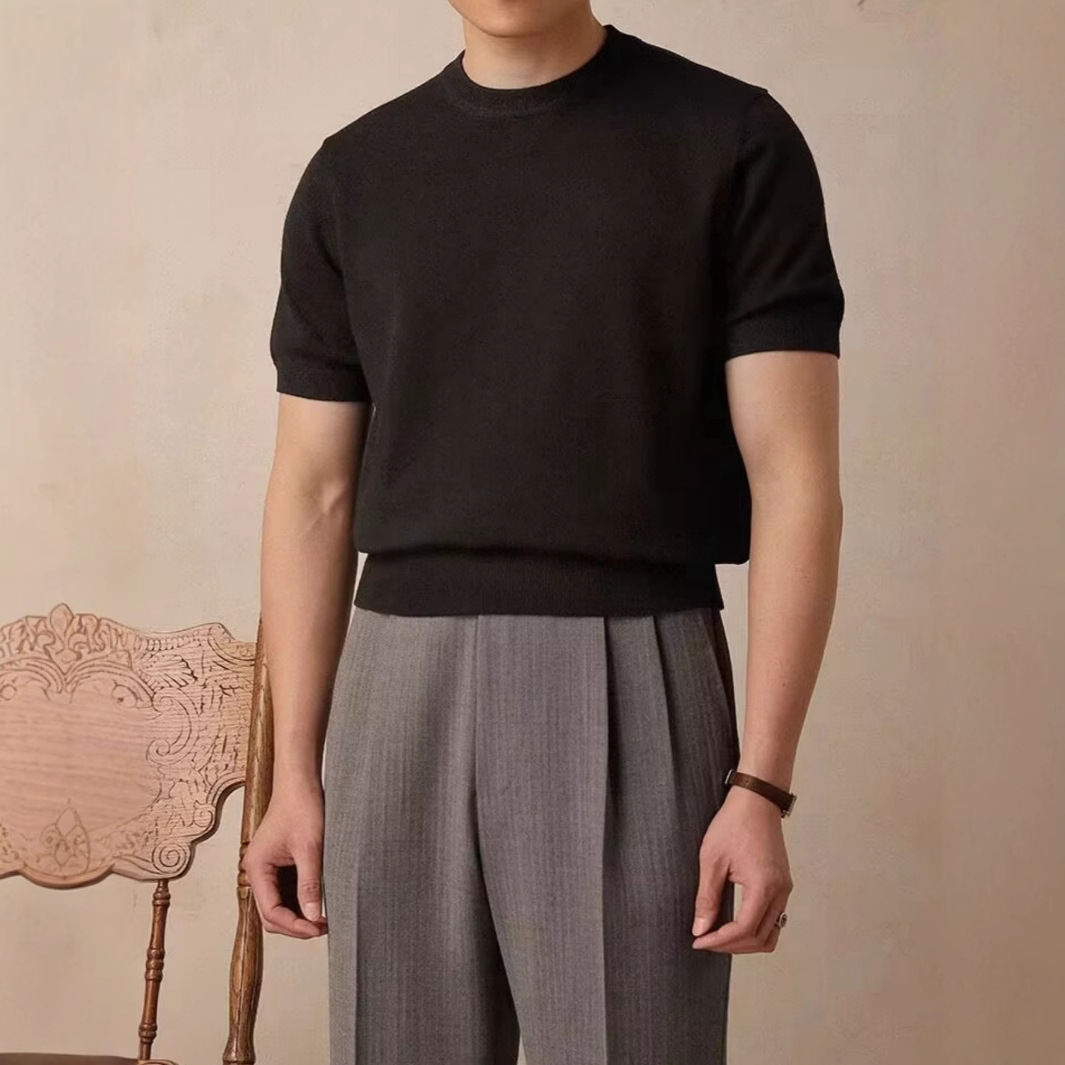 검은색