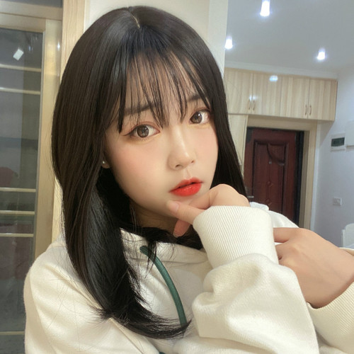 Fashionable women can have slanted bangs, face-shaping, temperament, long straight hair, BOBO wig, medium-length straight hair wig manufacturer wholesale