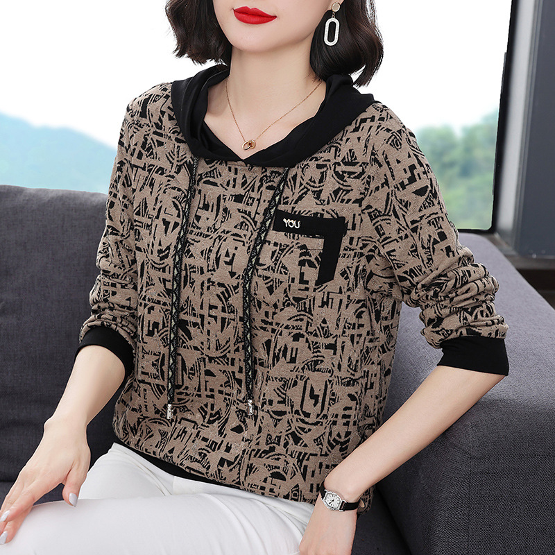 Mother's Brown Knitted Top 2023 Spring and Autumn New Elegant Hooded Printed Long-Sleeved Loose Pullover Sweater