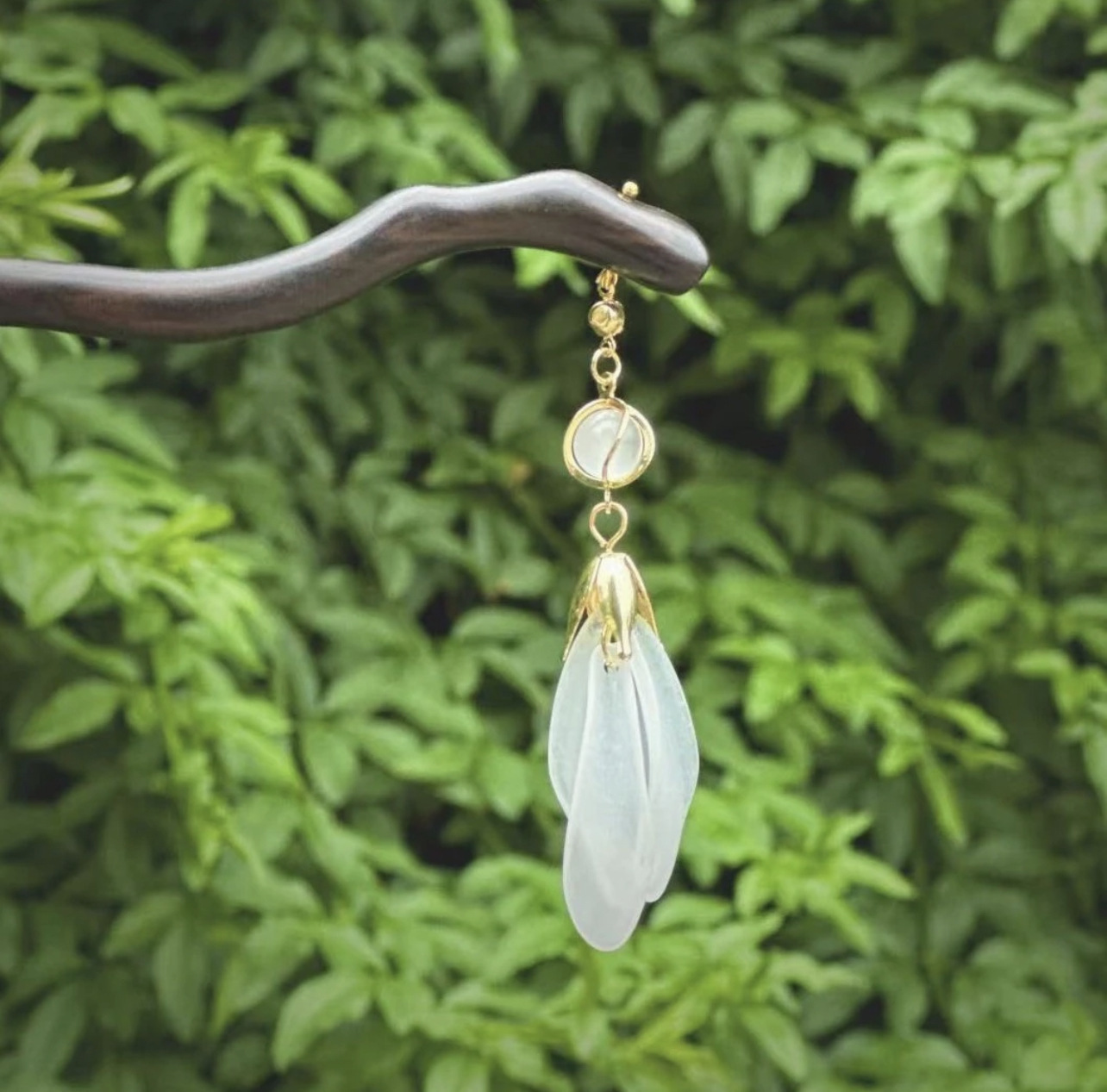 C59 단계 꽃잎 머리핀 [천연 흑단]