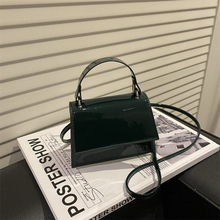 ��ɫ��С������Ů2025�����¿����Іμ�б������sС��ͨ�ڰ�