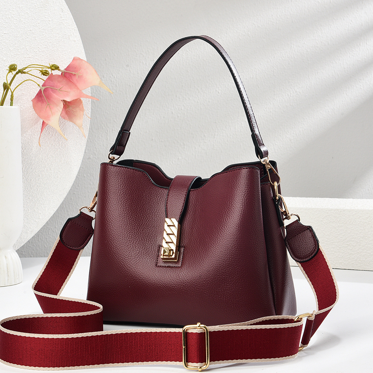 2025 señoras temperamento todo fósforo nuevo bolso de mensajero bolso de estilo coreano bolso de hombro exquisito bolso de mujer mujer de moda