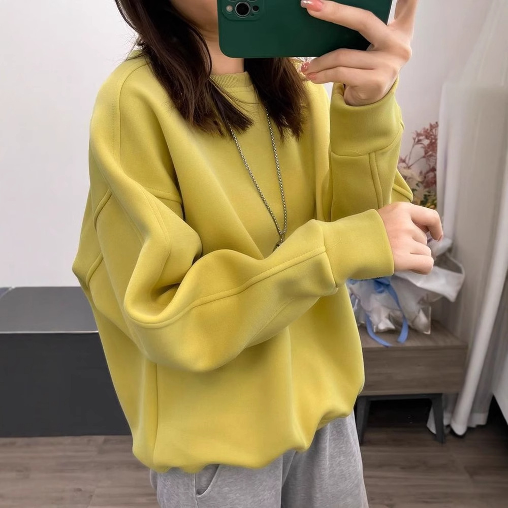 European and American 2025 Autumn and Winter Velvet Thickeneded New Korean Style Goose Yellow Casual Round Neck Loose Sweatshirt Women's Fashion Top