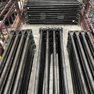 �Ĵ�T�͵��_��˨�S��ֱ�N�ă����U�́�D�ӹ��^˨�����J�C̼�